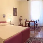 Borgonuovo 페라라